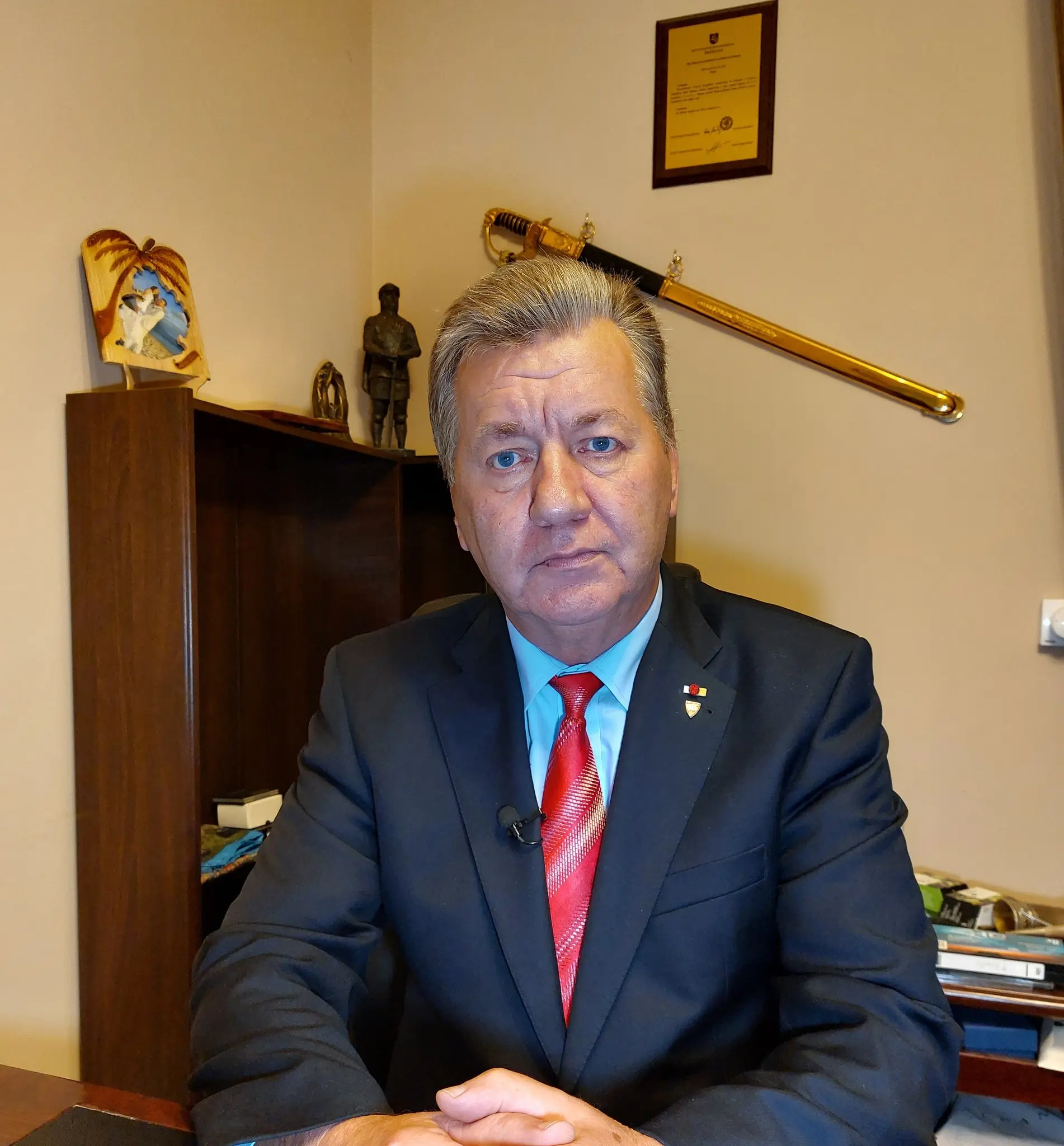 Alternatyva Lietuvai pirmininkas-Valdas Tutkus-Generolas-leitenantas (dim.)